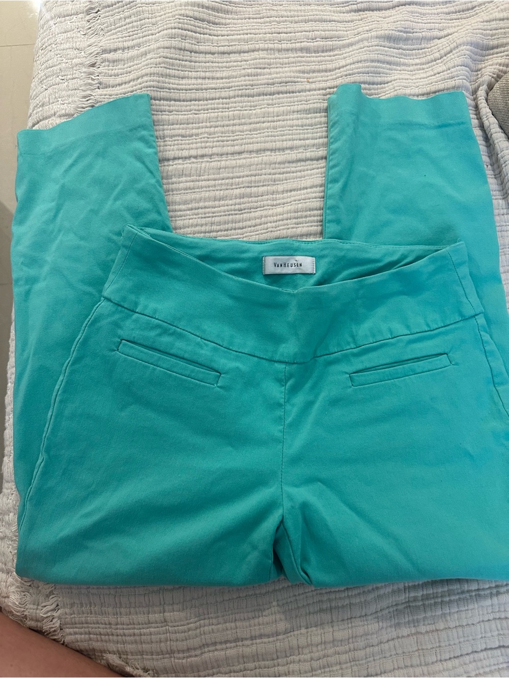 tiffany blue capri pants